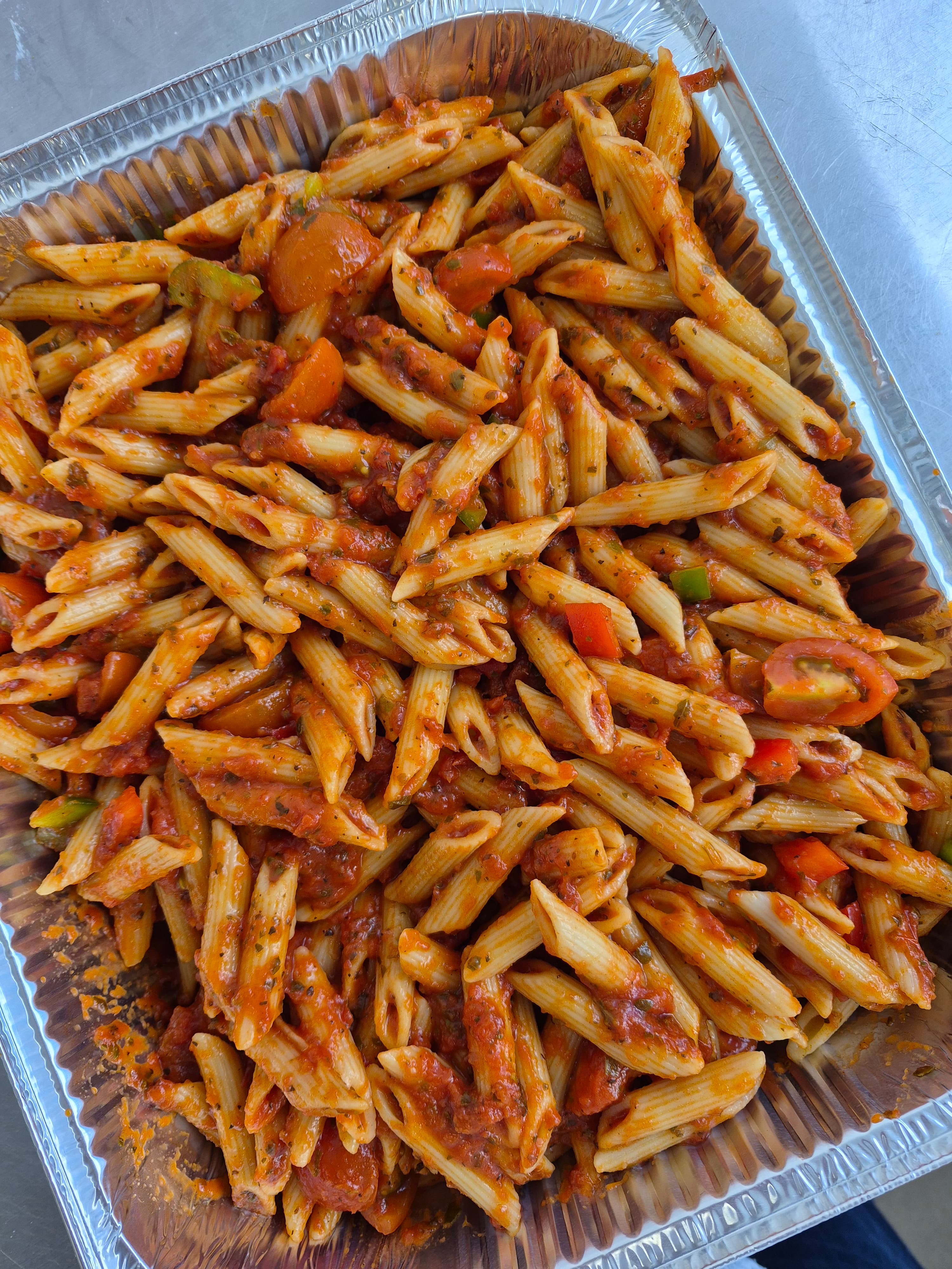 Tomato and Basil Pasta (V)
